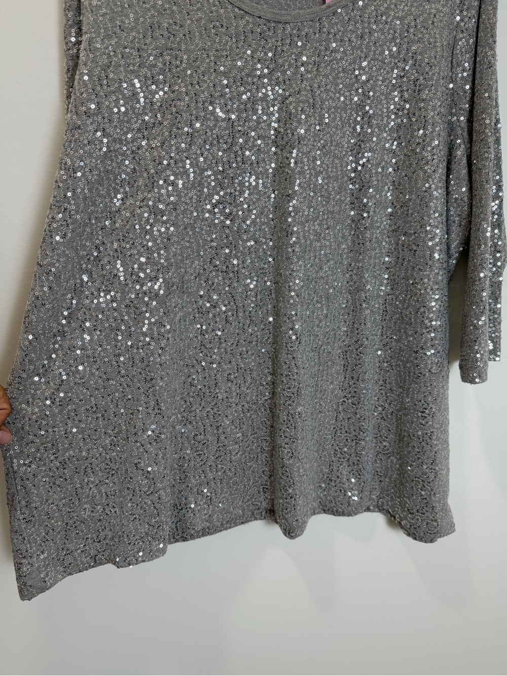 NWT Avenue Modern Metallics Silver Sequin Tunic Top Plus Size 22/24 - Picture 3 of 8
